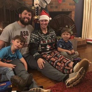 Meet your Posher, Hillary